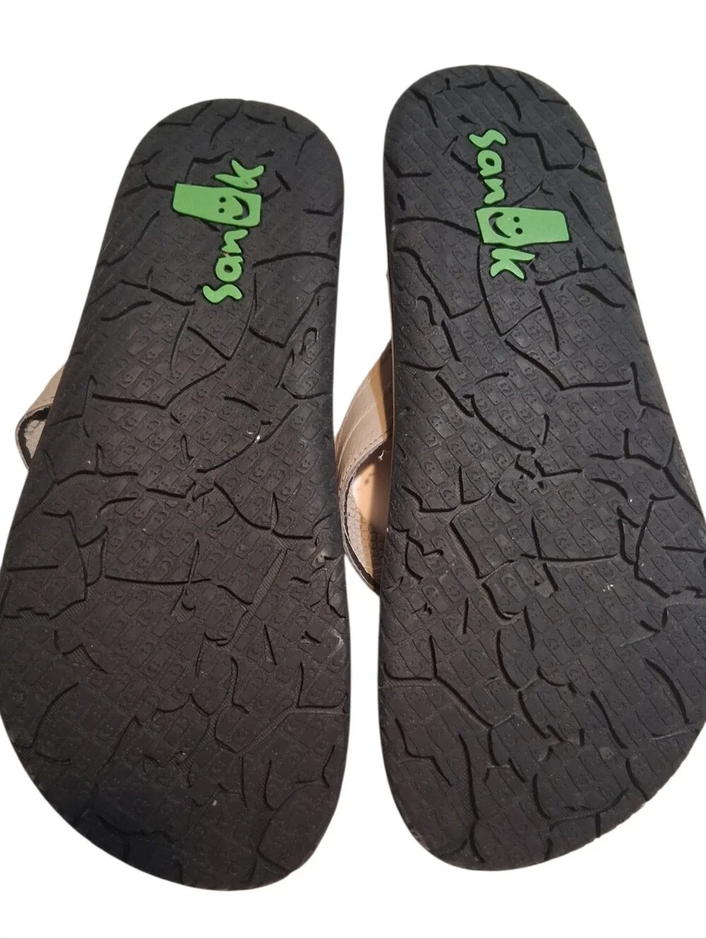 Sanuk Men's Beer Cozy 2 Flip Flops Brown Black Yoga Mat Sandals Casual Comfy